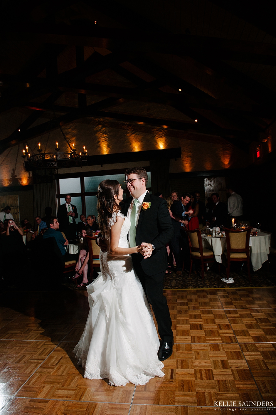 Iroquois Club, Iroquois Club wedding reception, Iroquois club reception, Iroquois Club first Dance